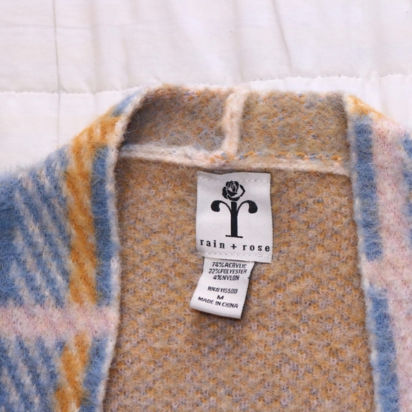 Rain + Rose Soft textured Plaid Comfy Sweater Cardigan Medium, Nordstrom - Picture 8 of 8